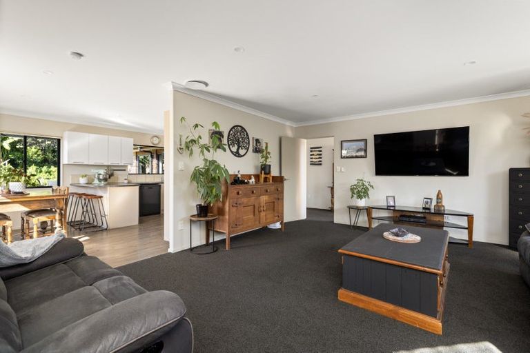 Photo of property in 57 Oteki Park Drive, Welcome Bay, Tauranga, 3112