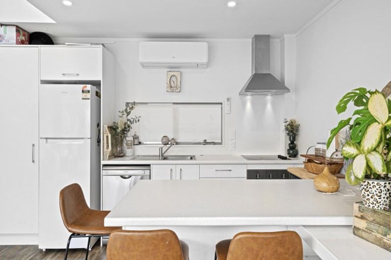 Photo of property in 31 Reynolds Place, Papamoa Beach, Papamoa, 3118