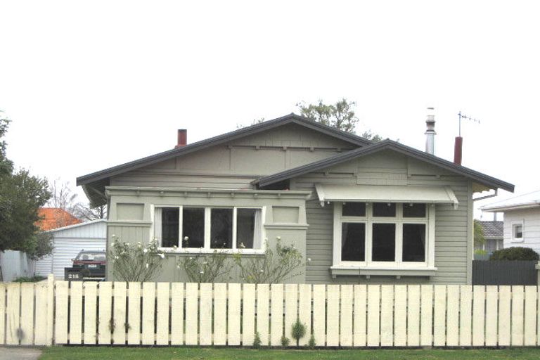 Photo of property in 218 Lascelles Street, Saint Leonards, Hastings, 4120