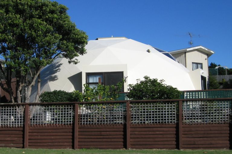 Photo of property in 12 Island View Terrace, Waikanae Beach, Waikanae, 5036