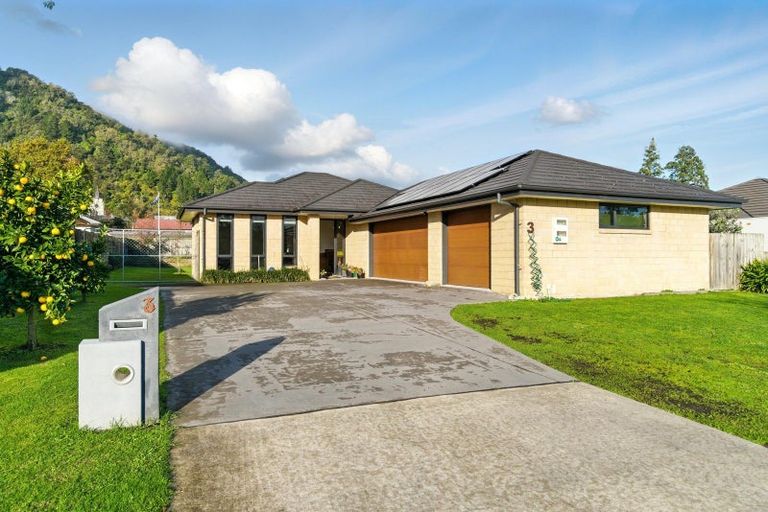Photo of property in 3 Millar Street, Te Aroha, 3320