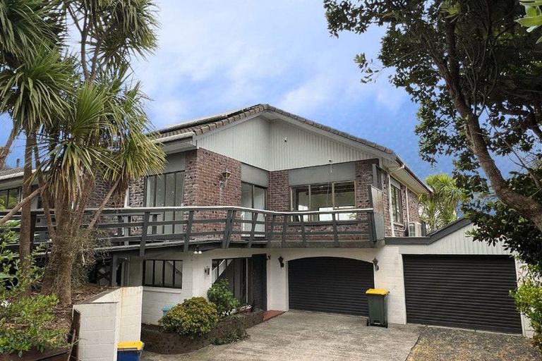 Photo of property in 1070 Scenic Drive North, Swanson, Auckland, 0816