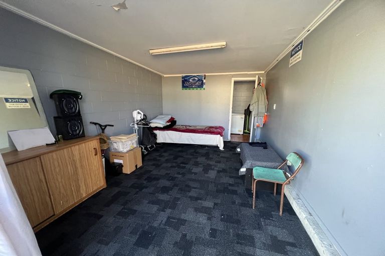 Photo of property in 2/4a Vine Street, Mangere East, Auckland, 2024