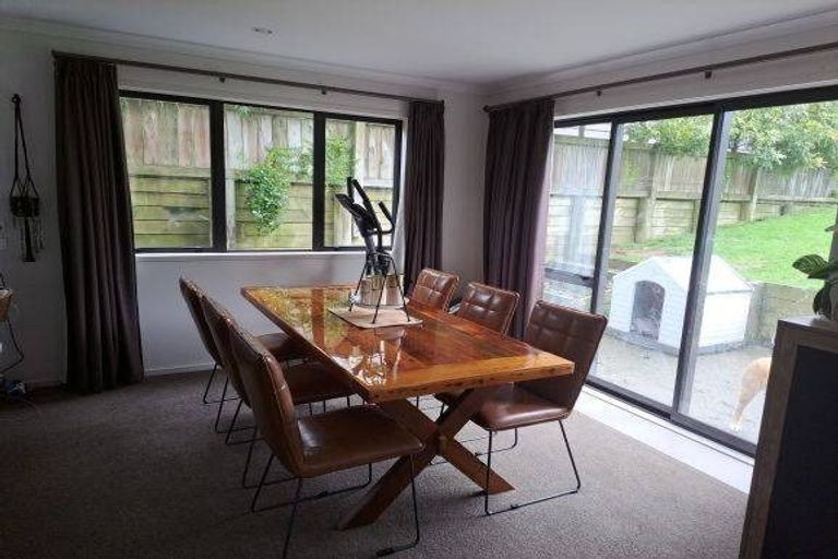 Photo of property in 49 Maylee Crescent, Gulf Harbour, Whangaparaoa, 0930