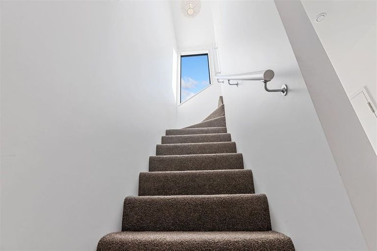 Photo of property in 4a Howe Street, New Brighton, Christchurch, 8083