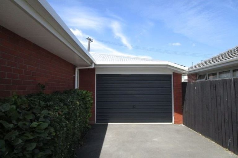 Photo of property in 198a Waimairi Road, Ilam, Christchurch, 8041