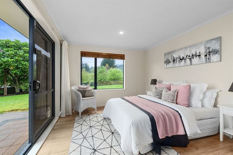 Photo of property in 34 Terry Smyth Drive, Kumeu, 0892