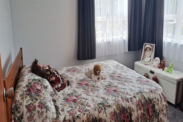 Photo of property in 4 Mill Street, Tapanui, 9522