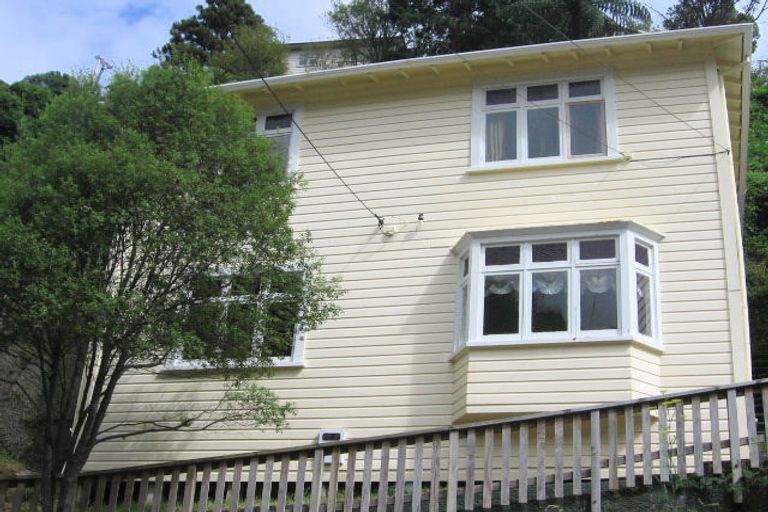 Photo of property in 44 Holloway Road, Aro Valley, Wellington, 6021