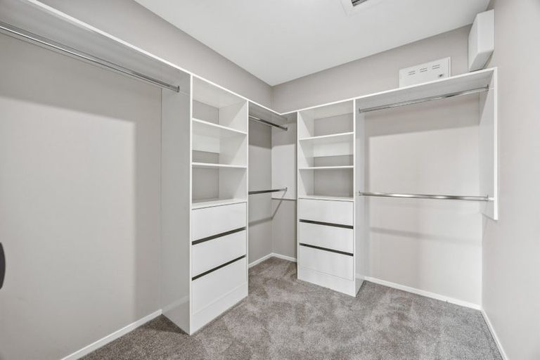 Photo of property in 60c Hutchinsons Road, Bucklands Beach, Auckland, 2014