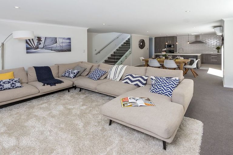 Photo of property in 10a Bacot Place, Howick, Auckland, 2014