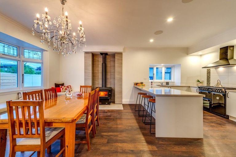 Photo of property in 47 Bryndwr Road, Fendalton, Christchurch, 8052