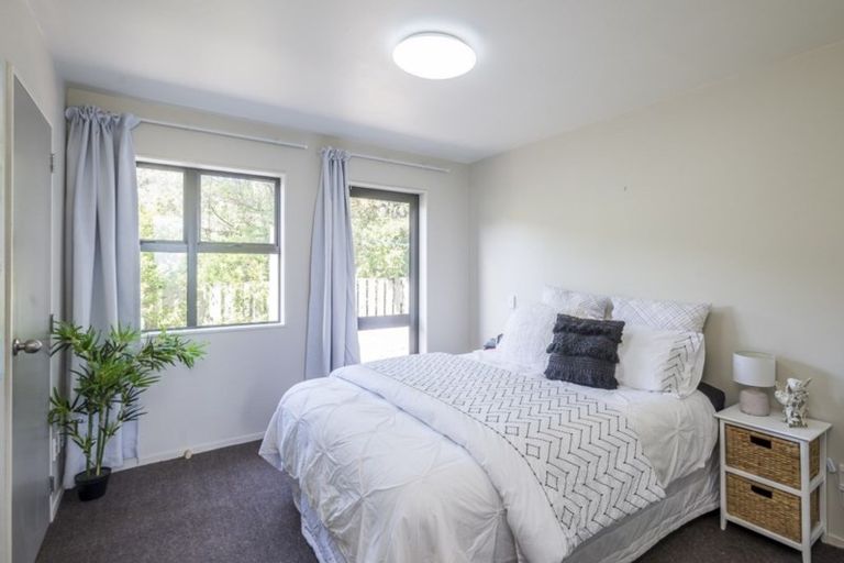 Photo of property in 7 Vera Lane, Paraparaumu, 5032