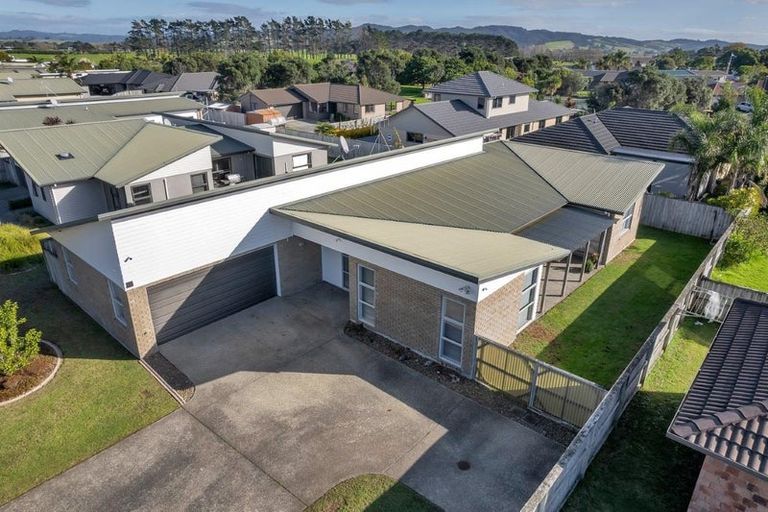 Photo of property in 356 One Tree Point Road, One Tree Point, 0118