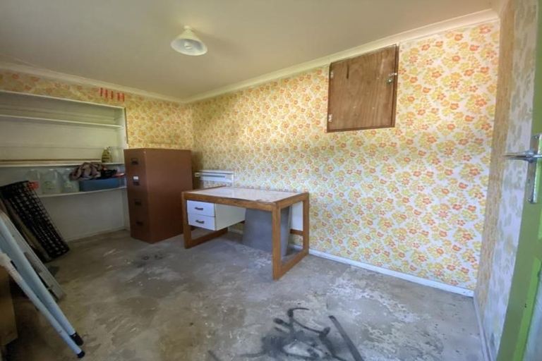 Photo of property in 15b Florio Terrace, Tawa, Wellington, 5028