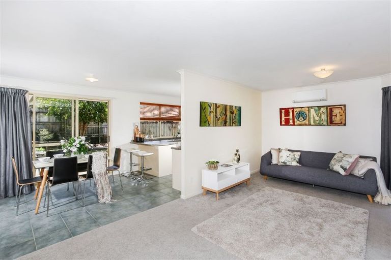 Photo of property in 34 Valley Road, Pukekohe, 2120