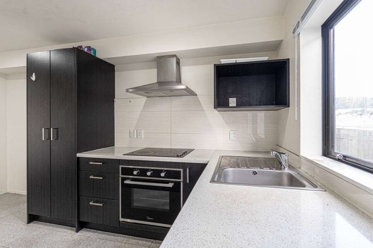 Photo of property in 11 Gordon Place, Newtown, Wellington, 6021