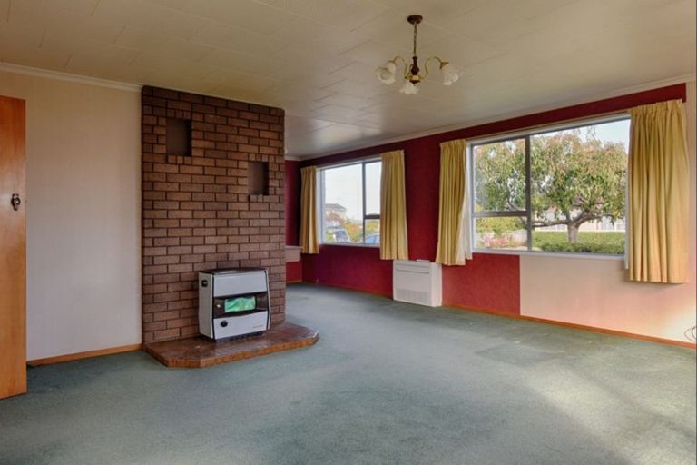 Photo of property in 19 Vera Street, Gore, 9710