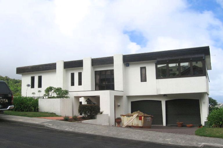 Photo of property in 12 Ramphal Terrace, Khandallah, Wellington, 6035