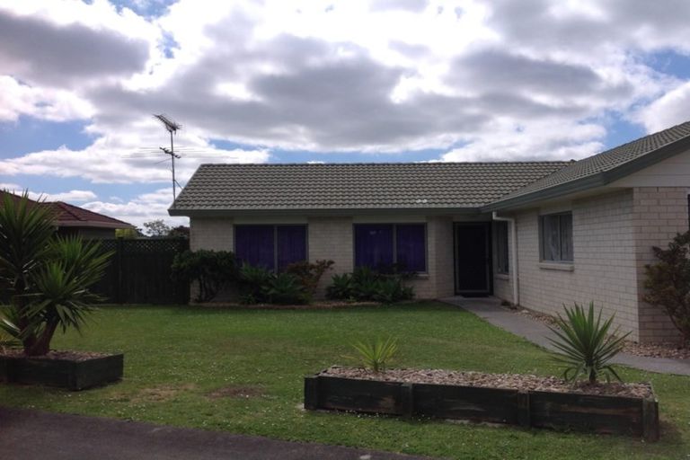 Photo of property in 14 Ifield Court, Burswood, Auckland, 2013