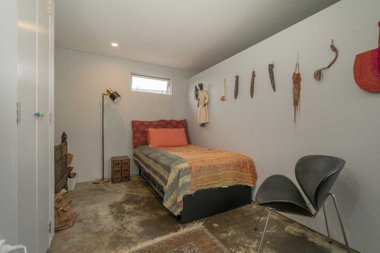 Photo of property in 19 Victoria Street, Coromandel, 3506