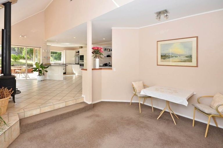 Photo of property in 56 Polo Prince Drive, Totara Park, Manurewa, 2576