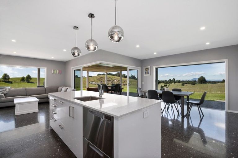 Photo of property in 1398 Poihipi Road, Oruanui, Taupo, 3377