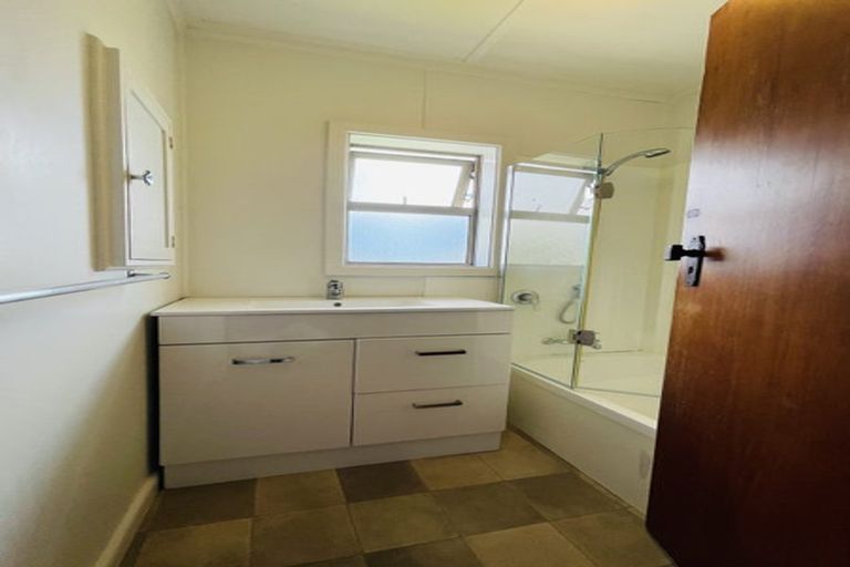 Photo of property in 1/19 Halsey Road, Manurewa, Auckland, 2102