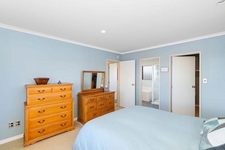 Photo of property in 15 Aranui Avenue, Waitarere Beach, Levin, 5510