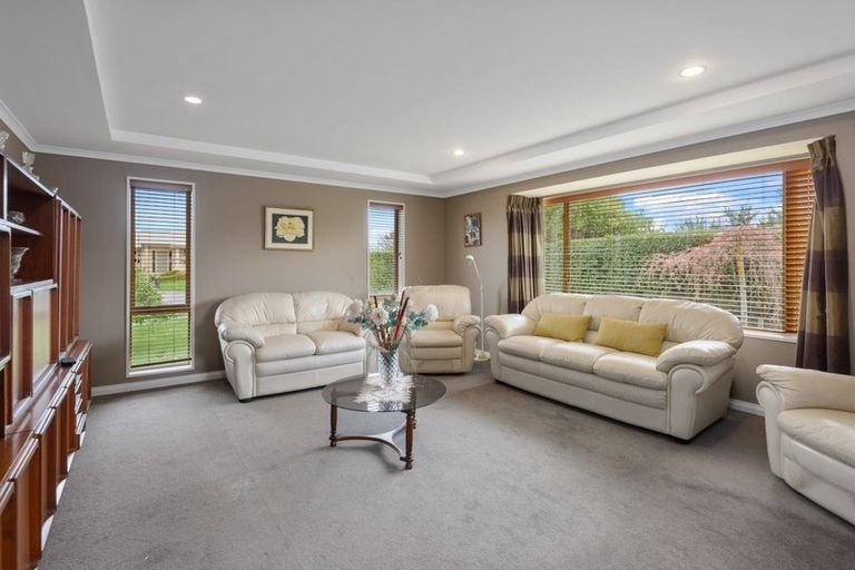 Photo of property in 14 Felicitas Grove, Aidanfield, Christchurch, 8025