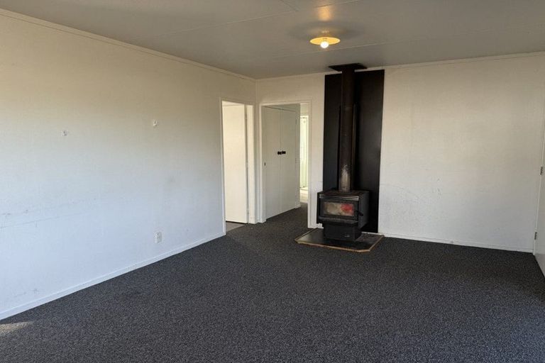 Photo of property in 16a Pohutukawa Drive, Owhata, Rotorua, 3010