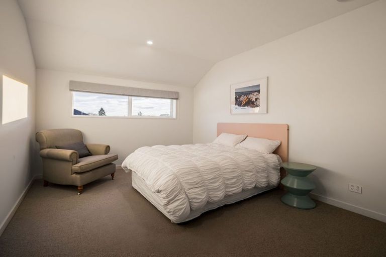 Photo of property in 55 Plynlimon Road, Strowan, Christchurch, 8052