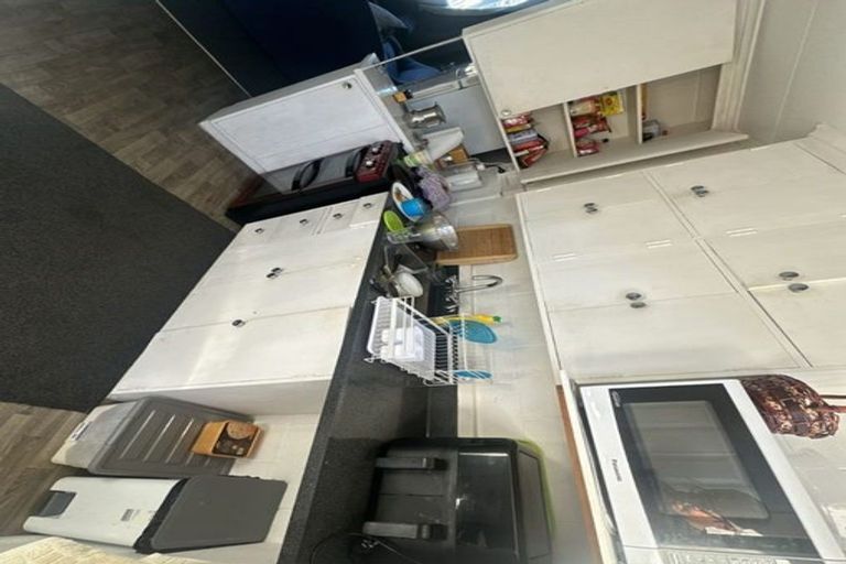 Photo of property in 31 Knowles Street, Terrace End, Palmerston North, 4410