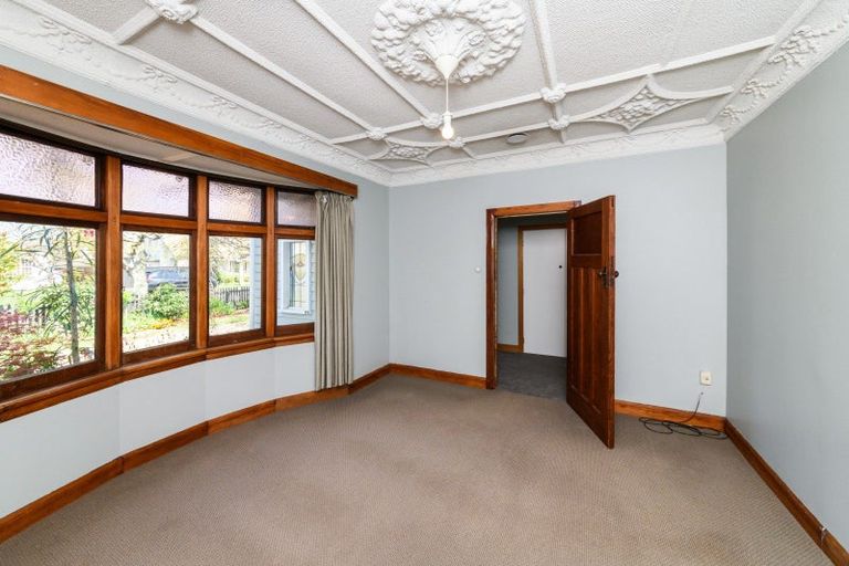 Photo of property in 7 Argyle Avenue, Takaro, Palmerston North, 4410
