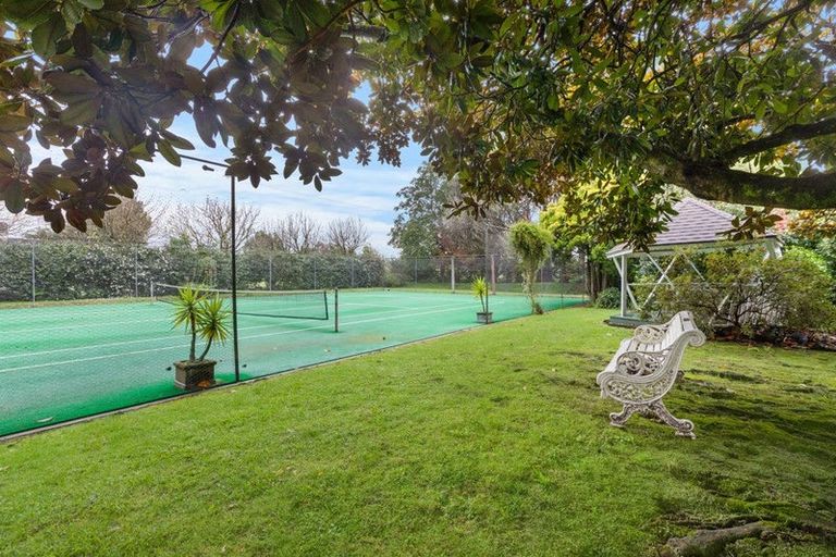 Photo of property in 9b Dalbeth Place, Matangi, Hamilton, 3284