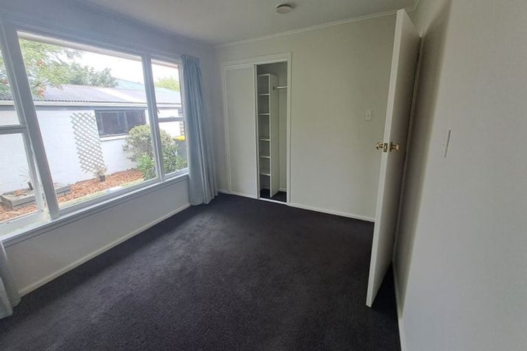 Photo of property in 29 Rosedale Place, Avonhead, Christchurch, 8042