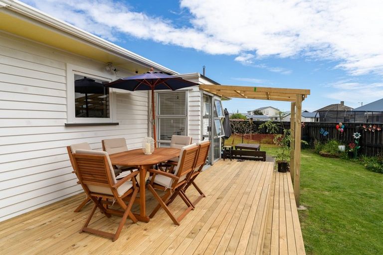 Photo of property in 9 Iti Street, Otaki, 5512
