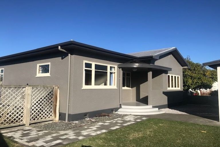 Photo of property in 2 Travis Street, Taradale, Napier, 4112