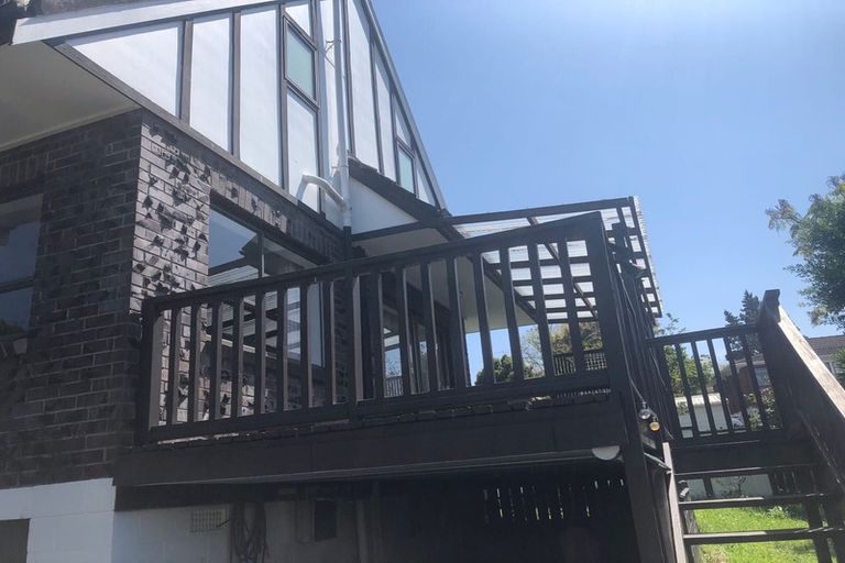 Photo of property in 2/24 Curacao Place, Half Moon Bay, Auckland, 2012