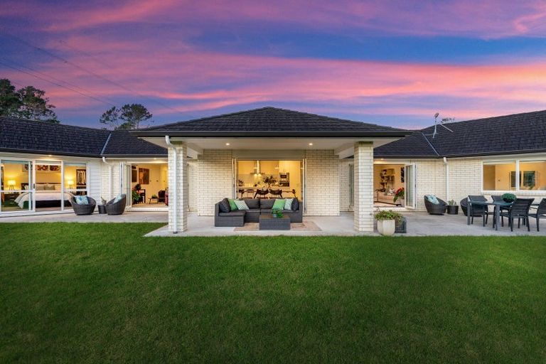 Photo of property in 43a Terry Smyth Drive, Kumeu, 0892