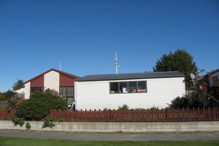 Photo of property in 8 Kilkenny Place, Belfast, Christchurch, 8051