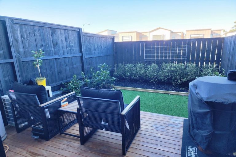 Photo of property in 9 Kiato Lane, Flat Bush, Auckland, 2019