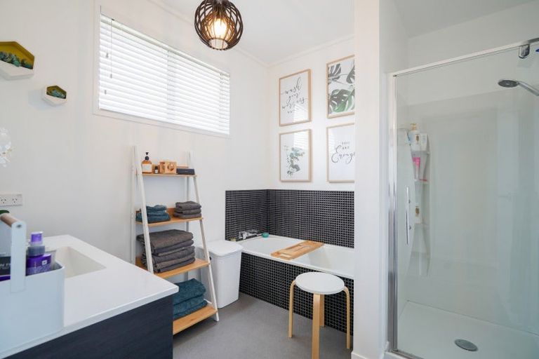 Photo of property in 142 Moana Street, Rosedale, Invercargill, 9810