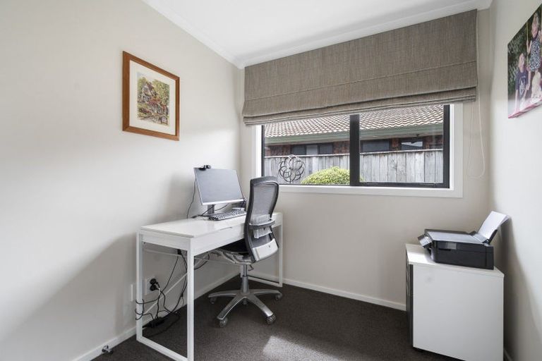 Photo of property in 67a Albert Street, Palmerston North, 4414