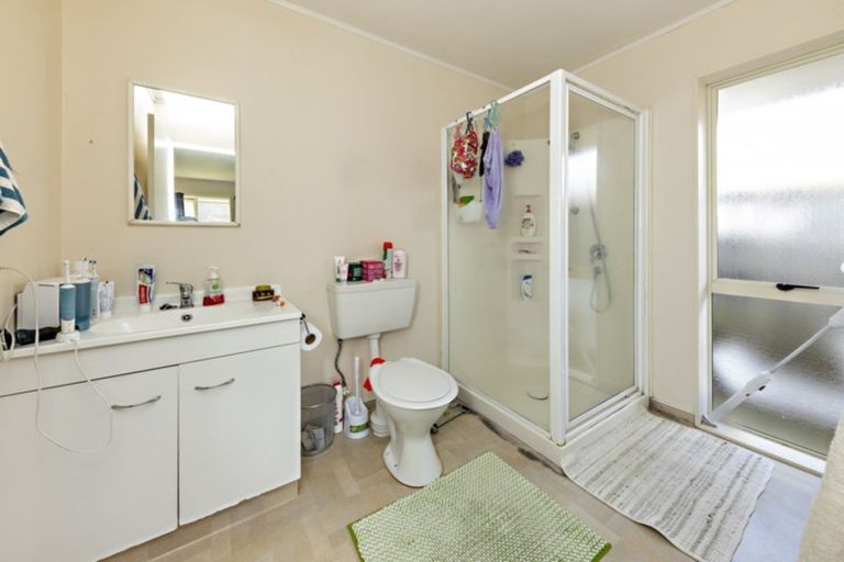 Photo of property in 23 Robin Brooke Drive, Flat Bush, Auckland, 2019