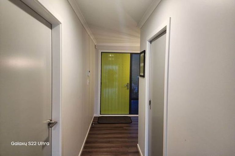 Photo of property in 16 Omaka Place, Aotea, Porirua, 5024