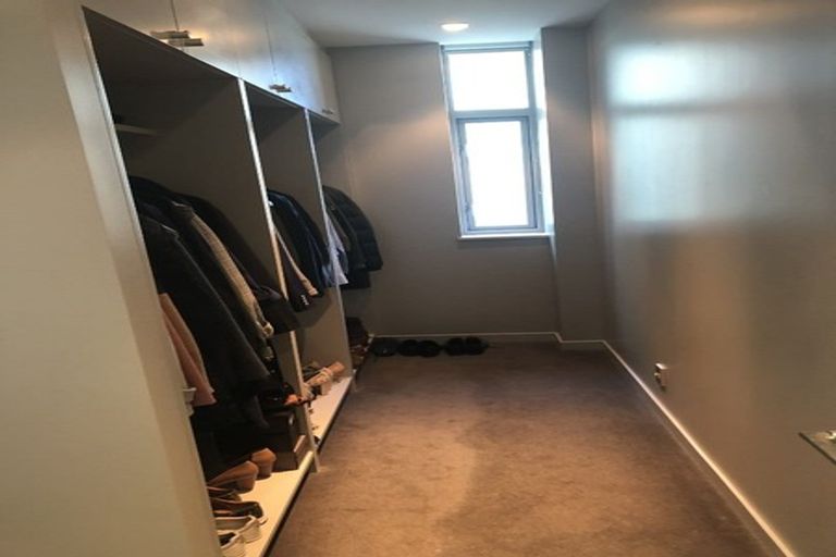 Photo of property in Chews Lane Apartments, 8a/9 Chews Lane, Wellington Central, Wellington, 6011