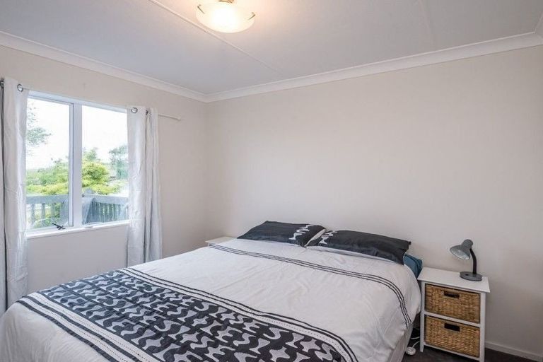 Photo of property in 75 Atkinson Avenue, Otaki Beach, Otaki, 5512