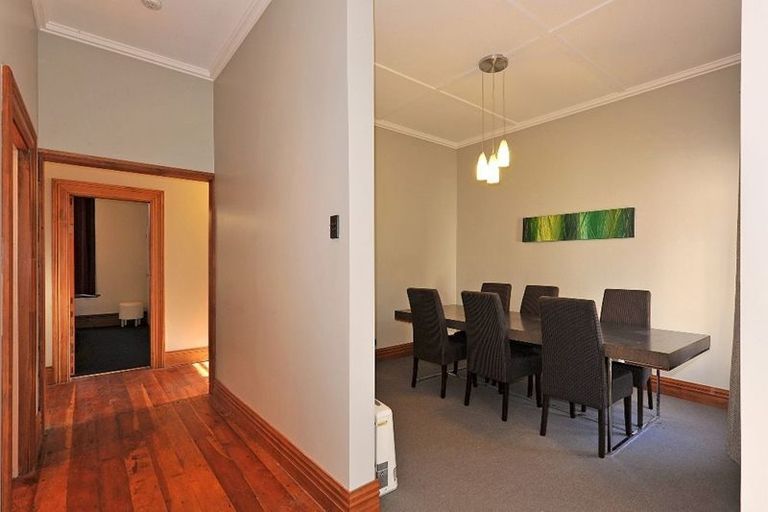 Photo of property in 39 Edinburgh Terrace, Berhampore, Wellington, 6023