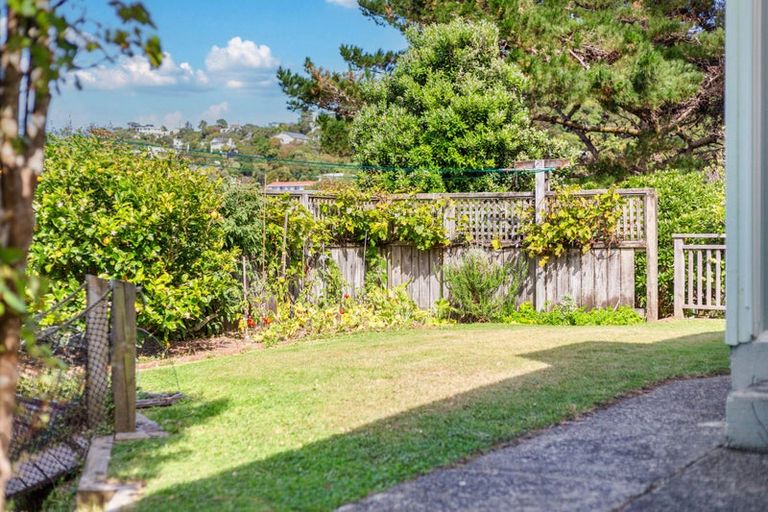 Photo of property in 33 Finnimore Terrace, Vogeltown, Wellington, 6021